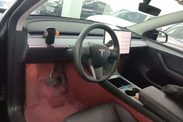 Used Tesla Model Y 2023 Rear-Wheel-Drive Version