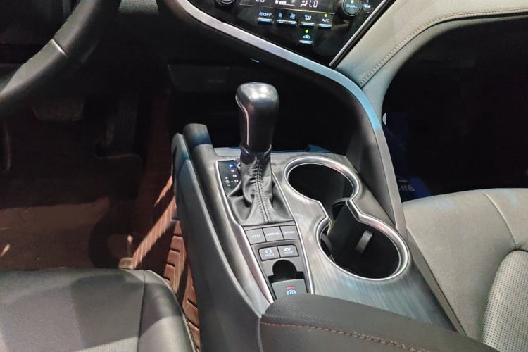 Used Toyota Camry 2021 Dual-Motor 2.5 HGVP Leading Edition
