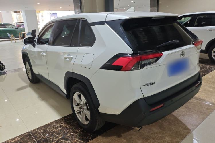 Used Toyota RAV4 2023 2.0L CVT Two-Wheel Drive Urban Edition
