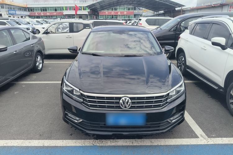 Used Volkswagen Passat 2017 330TSI DSG Luxury Edition
