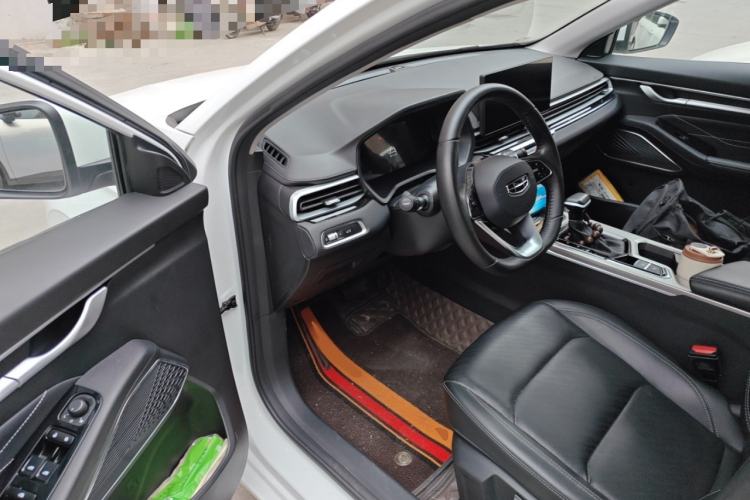 Used Geely Auto Emgrand 2023 4th Generation Champion Edition 1.5L CVT Prestige Model
