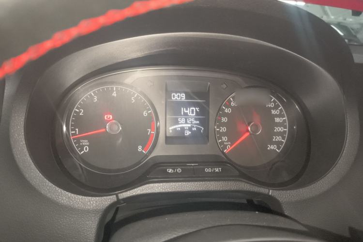 Used Volkswagen Polo 2016 1.4L Manual Fashion Model
