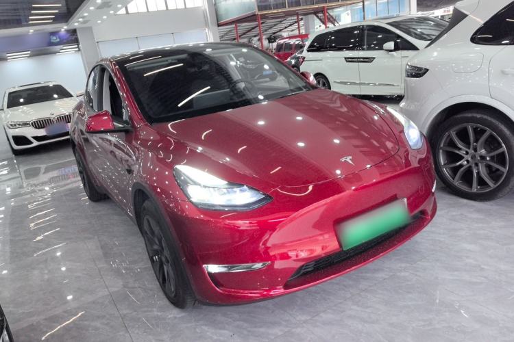 Used Tesla Model Y 2024 Long-Range All-Wheel-Drive Version
