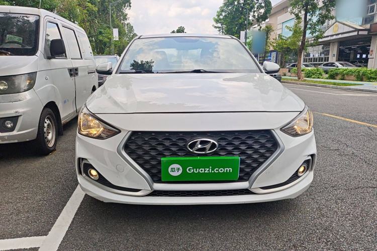 Used Hyundai Celesta 2018 1.6L Automatic GL Enjoyment Edition China VI compliant