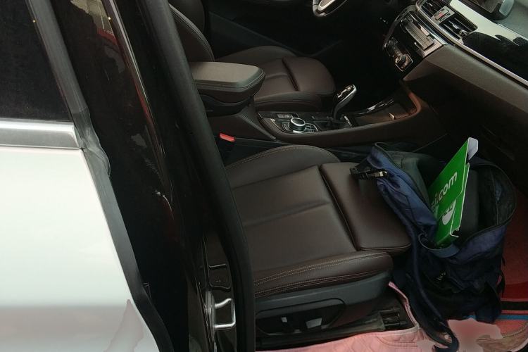 Used BMW X1 2020 sDrive25Li Leading Model
