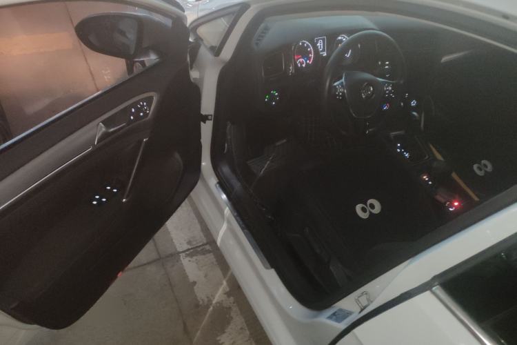 Used Volkswagen Golf 2019 200TSI DSG Comfort & Ambition Edition China VI Standard