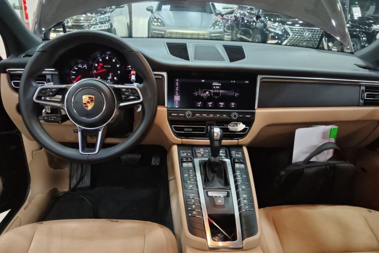 Used Porsche Macan 2018 Macan 2.0T