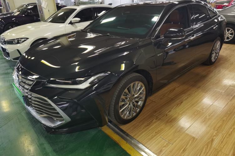 Used Toyota Avalon 2024 Dual-Motor 2.0L Luxury Edition