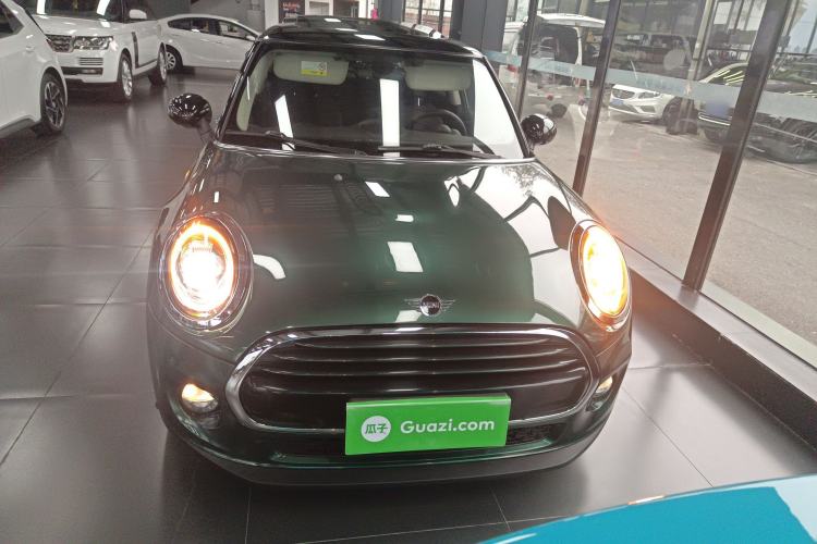 Used  MINI 2019 1.5T COOPER Classic Edition