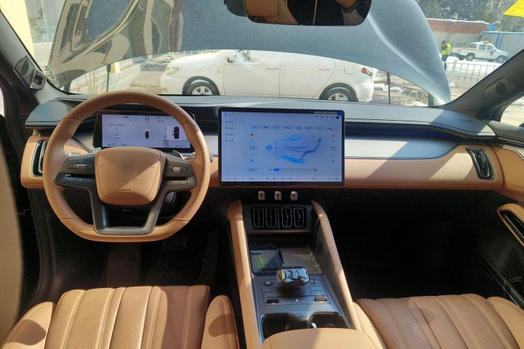 Used BYD Song L EV 2025 662 km Advanced Intelligent Driving Version
