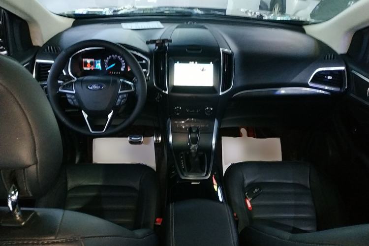 Used Ford Edge 2018 EcoBoost 245 Two-Wheel-Drive Titanium 7-Seater China V Standard

