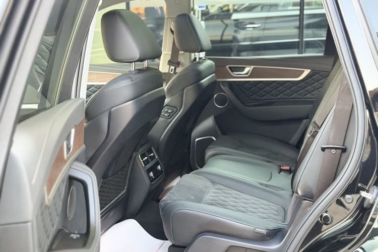 Used Hongqi HS7 2021 2.0T DCT Two-Wheel Drive Smart Connect Flagship Edition