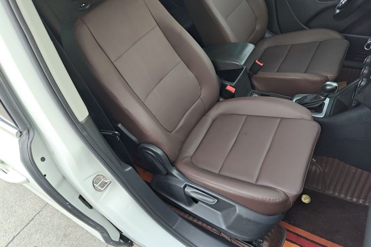 Used Volkswagen Sharan 2016 280TSI Enjoyment Model 7-Seater
