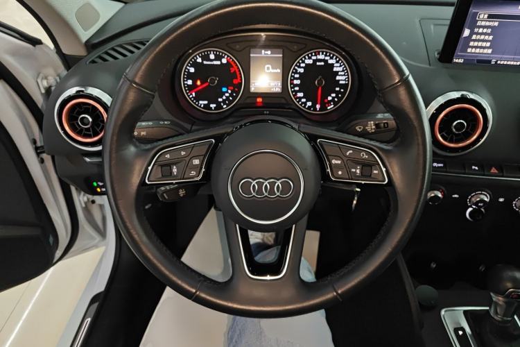 Used Audi A3 2020 Limousine 35 TFSI Fashion Edition China VI Emission Standard
