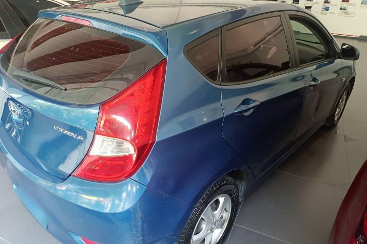 Used Hyundai Verna Ray 2014 1.4L Automatic GLX
