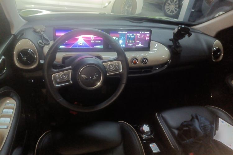 Used Wuling Bingo 2023 333 km Lingxi Connected Version
