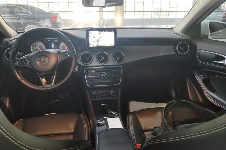 Used Mercedes-Benz GLA 2016 GLA 200 Fashion Model