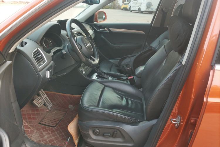 Used Audi Q3 2015 35 TFSI Comfort Model
