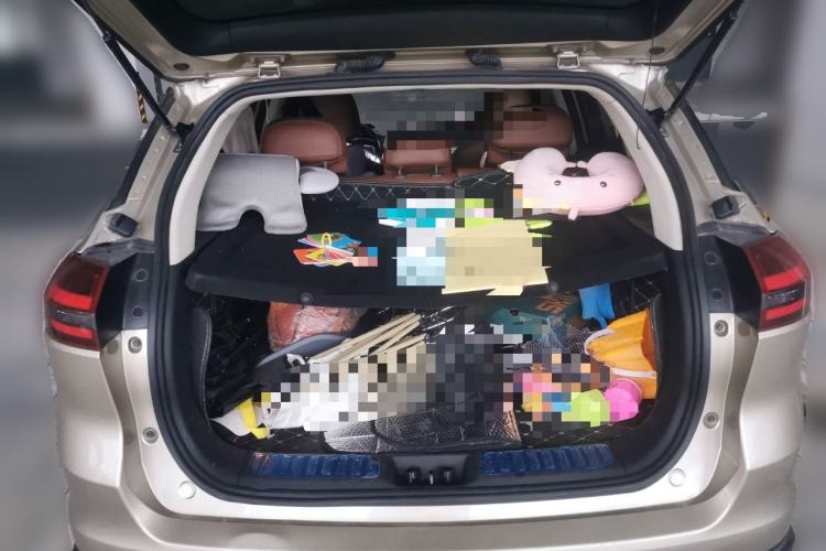 Used Geely Auto Emgrand X7 Sport 2018 1.8TD Automatic Two-Wheel Drive ZhiZun Model with 4G Connectivity