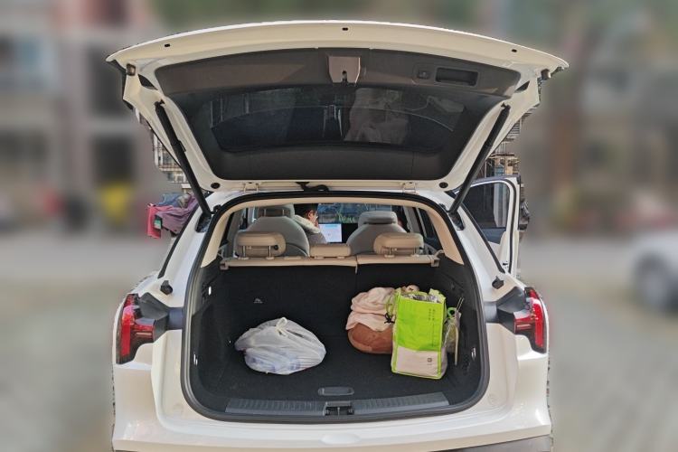 Used NETA L 2024 Extended-Range 310 Flash-Charge Red Edition