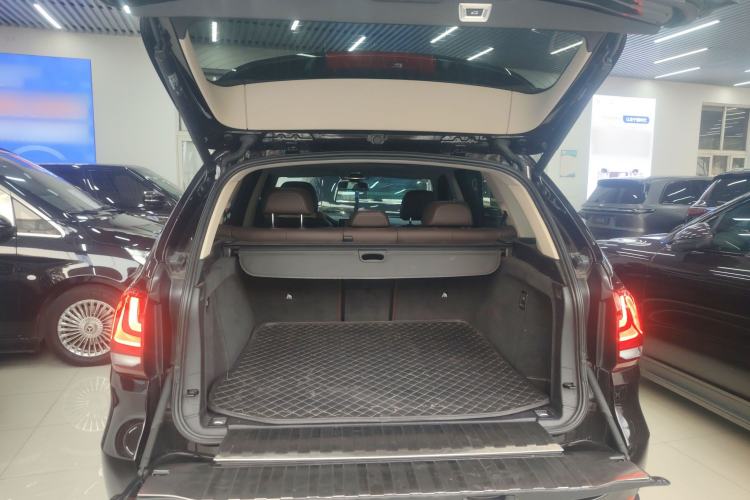 Used BMW X5 2015 xDrive28i