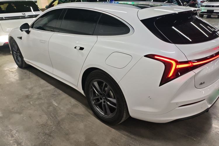 Used NETA S Shooting Brake 2024 Range-Extended 300 Standard Edition
