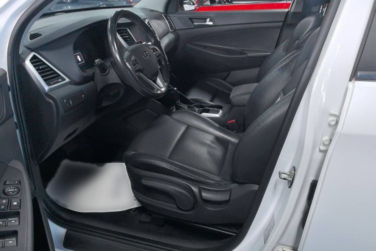 Used Hyundai Tucson 2015 1.6T Dual-Clutch Two-Wheel-Drive Smart Model
