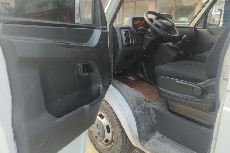 Used Iveco Daily 2023 2.5T A37M1 Long Wheelbase Mid-Height Dual-Tire Side-Sliding Doors 5–9 Seats
