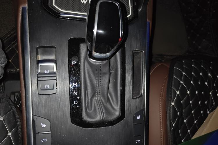 Used Wey VV7 2017 2.0T Flagship Edition
