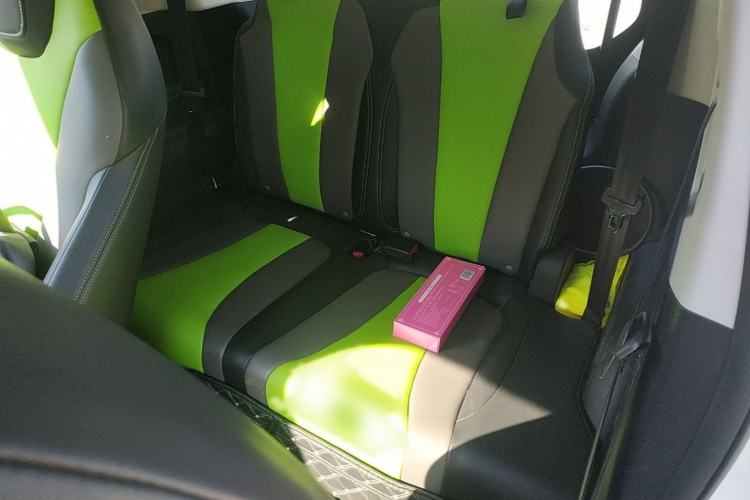 Used Roewe Clever 2021 302 km New Four-Seater Super-Efficient Version
