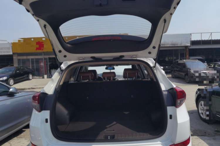 Used Hyundai Tucson 2015 1.6T Dual-Clutch Two-Wheel-Drive Smart Model
