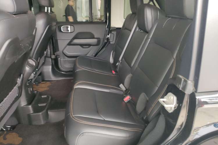 Used  Wrangler 2024 2.0T Sahara Four-Door Edition
