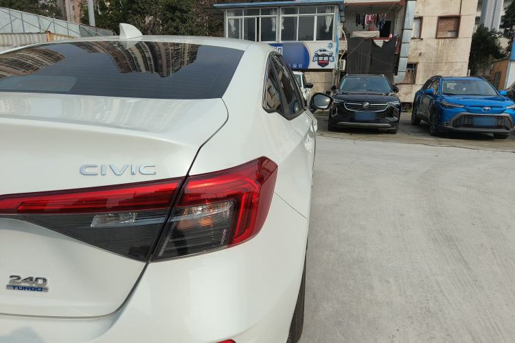 Used Honda Civic 2023 240TURBO CVT Dynamic Edition
