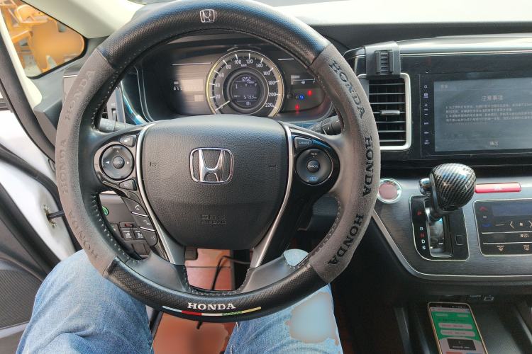 Used Honda Elysion 2016 2.4L Comfort Edition
