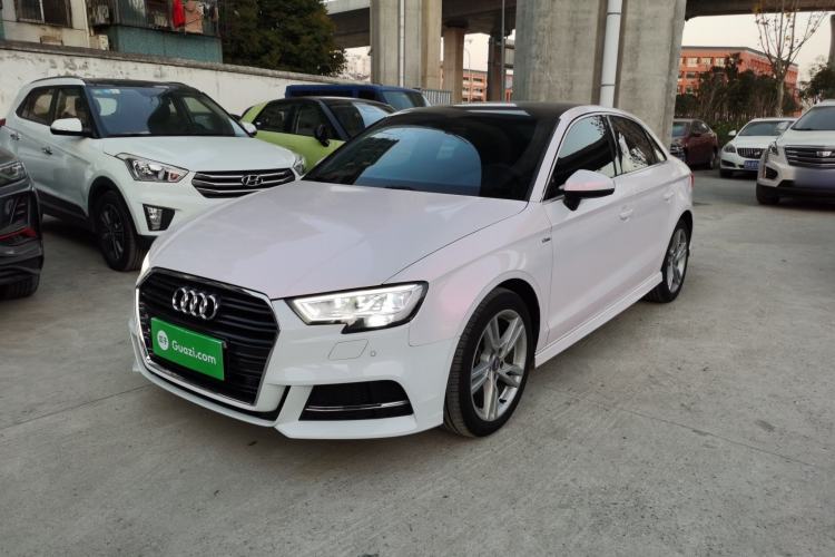 Used Audi A3 2019 Limousine 35 TFSI Fashion Edition China VI Emission Standard
