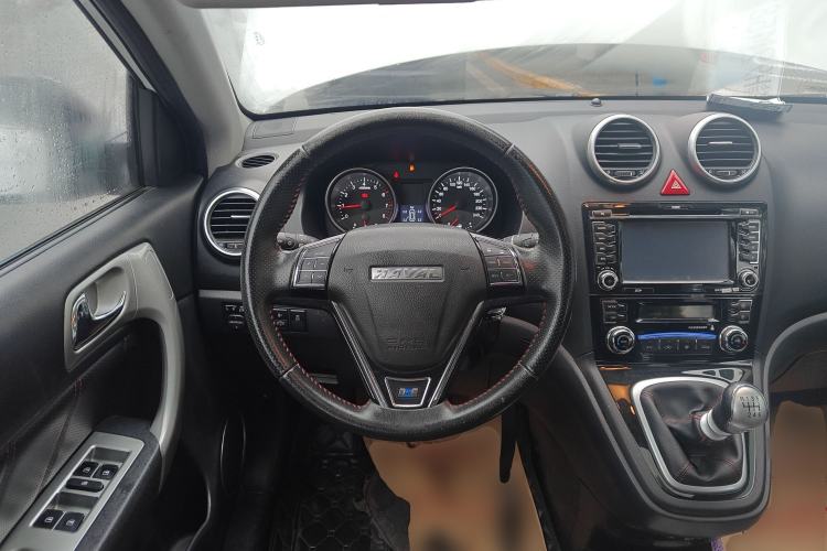 Used Haval H6 2016 Upgraded Model 1.5T Manual Two-Wheel Drive Elite Version
