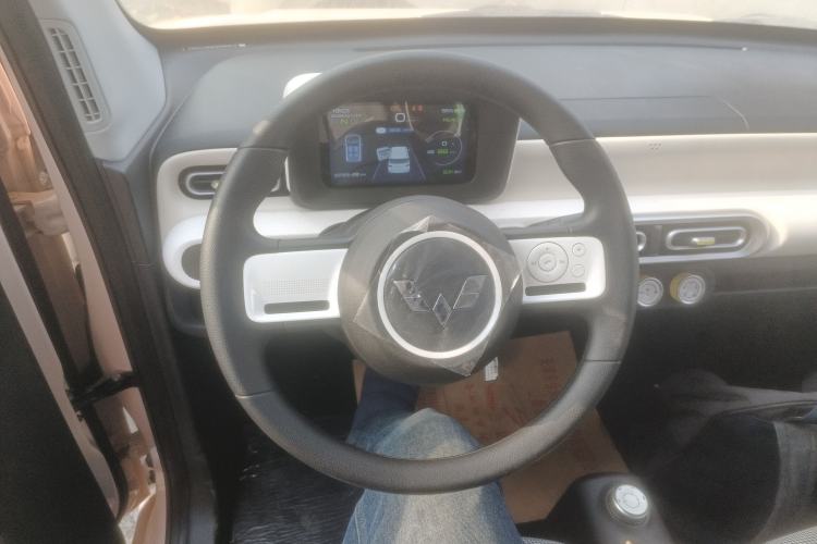 Used Wuling Hongguang MINIEV 2024 3rd Generation 215km Youth Edition
