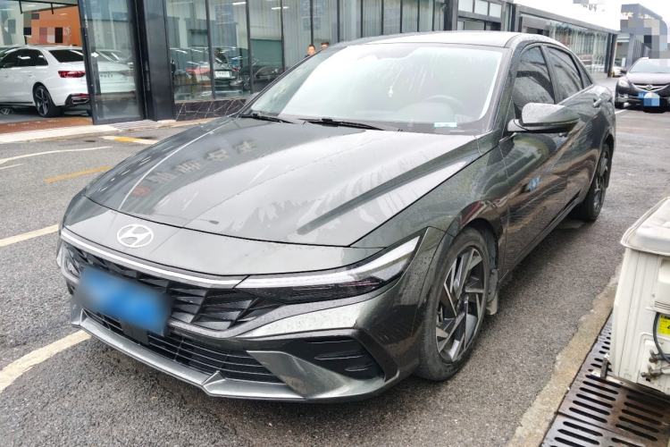 Used Hyundai Elantra 2023 1.5L CVT LUX Prestige Edition