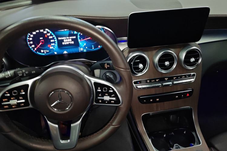 Used Mercedes-Benz GLC 2021 GLC 300 L 4MATIC Dynamic Model