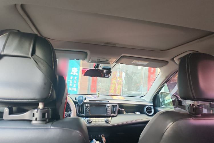 Used Toyota RAV4 2016 2.0L CVT 4x4 New Edition China V Standard