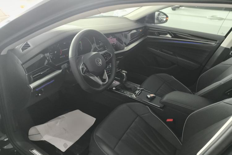 Used Volkswagen Passat 2024 380TSI Dragon Glory Edition
