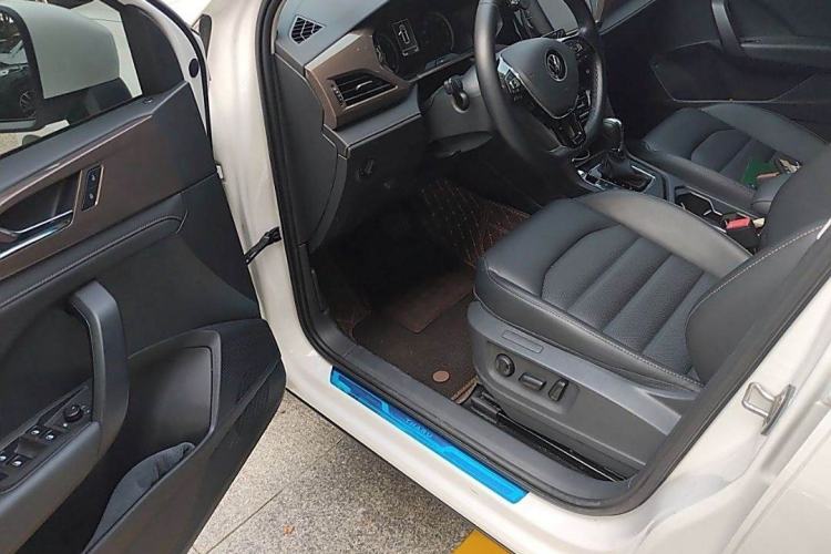 Used Volkswagen Tharu 2021 280TSI Two-Wheel-Drive Luxury Plus Edition
