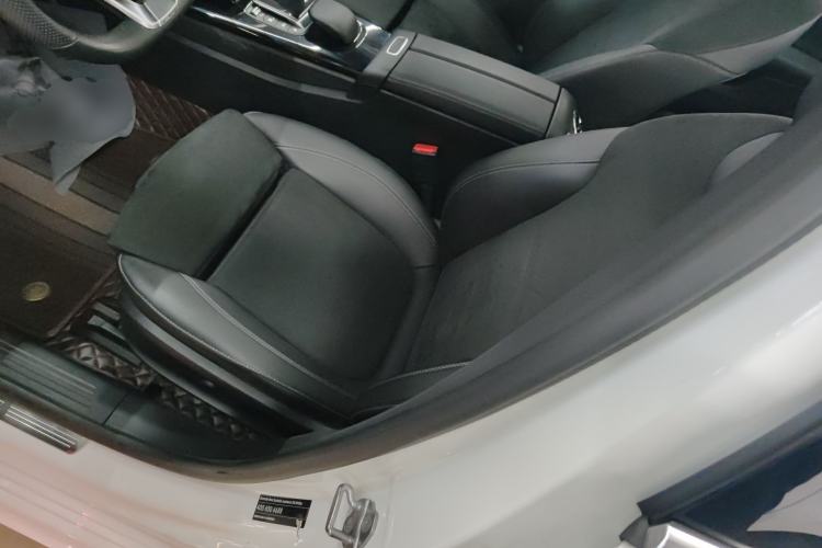 Used Mercedes-Benz A-Class 2021 A 200 L Sport Sedan Fashion Model
