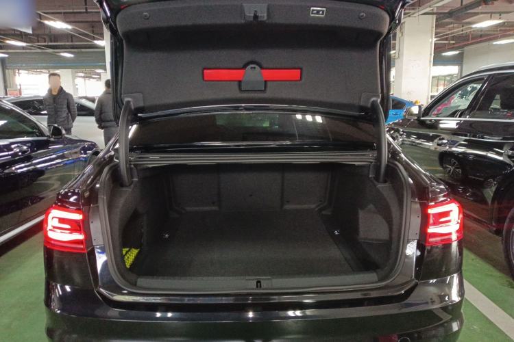 Used Volkswagen Phideon 2021 380TSI Luxury Edition