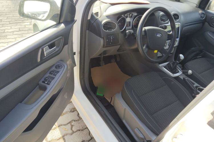 Used Ford Focus 2013 Hatchback Classic 1.8L Manual Base Model