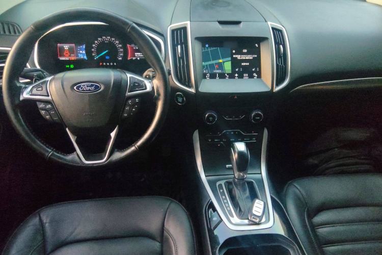 Used Ford Edge 2016 EcoBoost 245 Four-Wheel Drive Titanium Edition 7-Seater
