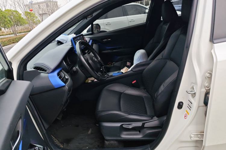 Used Toyota IZOA 2018 2.0L Yichi Edition China V Standard