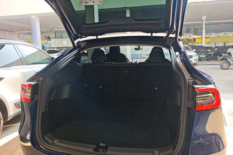 Used Tesla Model Y 2021 Standard Range Rear-Wheel Drive Version
