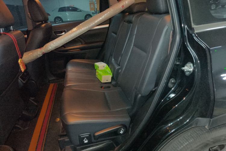 Used Toyota Highlander 2018 2.0T Four-Wheel Drive Prestige Version 7 Seats China VI Standard