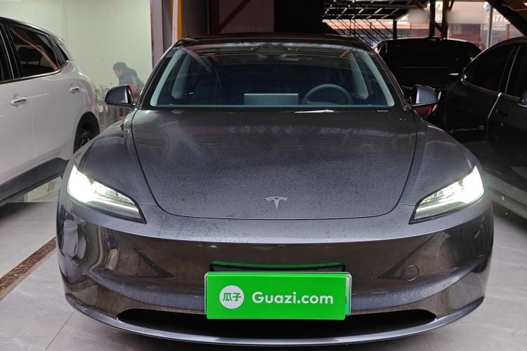 Used Tesla Model 3 2023 Long-Range All-Wheel-Drive Version